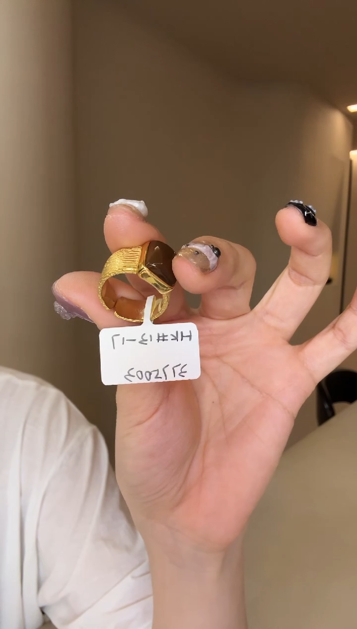 【闪购商品】和田玉戒指银S925镶嵌13-17码单蛋面方形糖