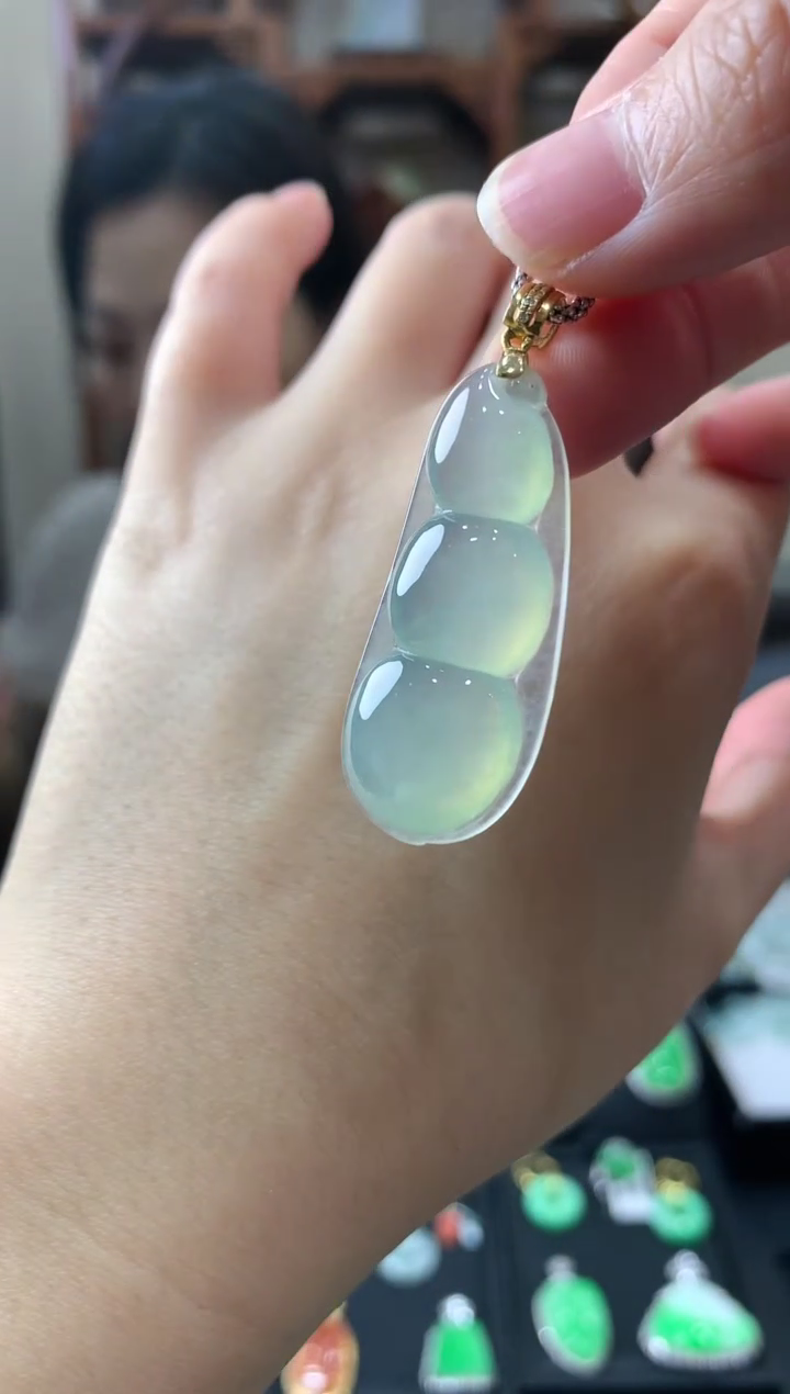 【闪购商品】翡翠吊坠(不含链)18K金镶嵌挂件