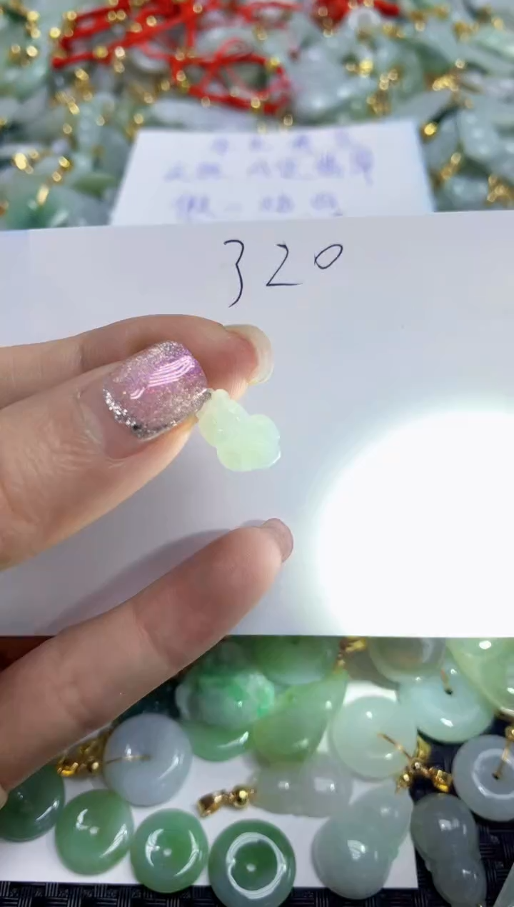 【闪购商品】翡翠颈饰合金  天然A货翡翠