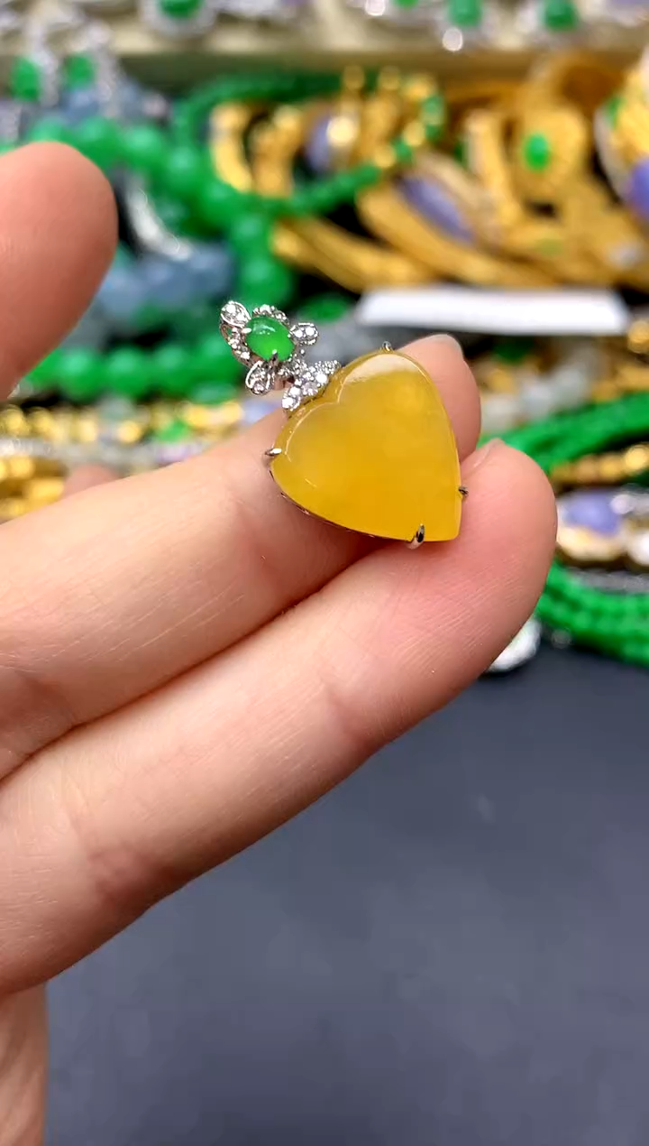 颈饰18K金镶嵌翡翠342-中国好珍宝