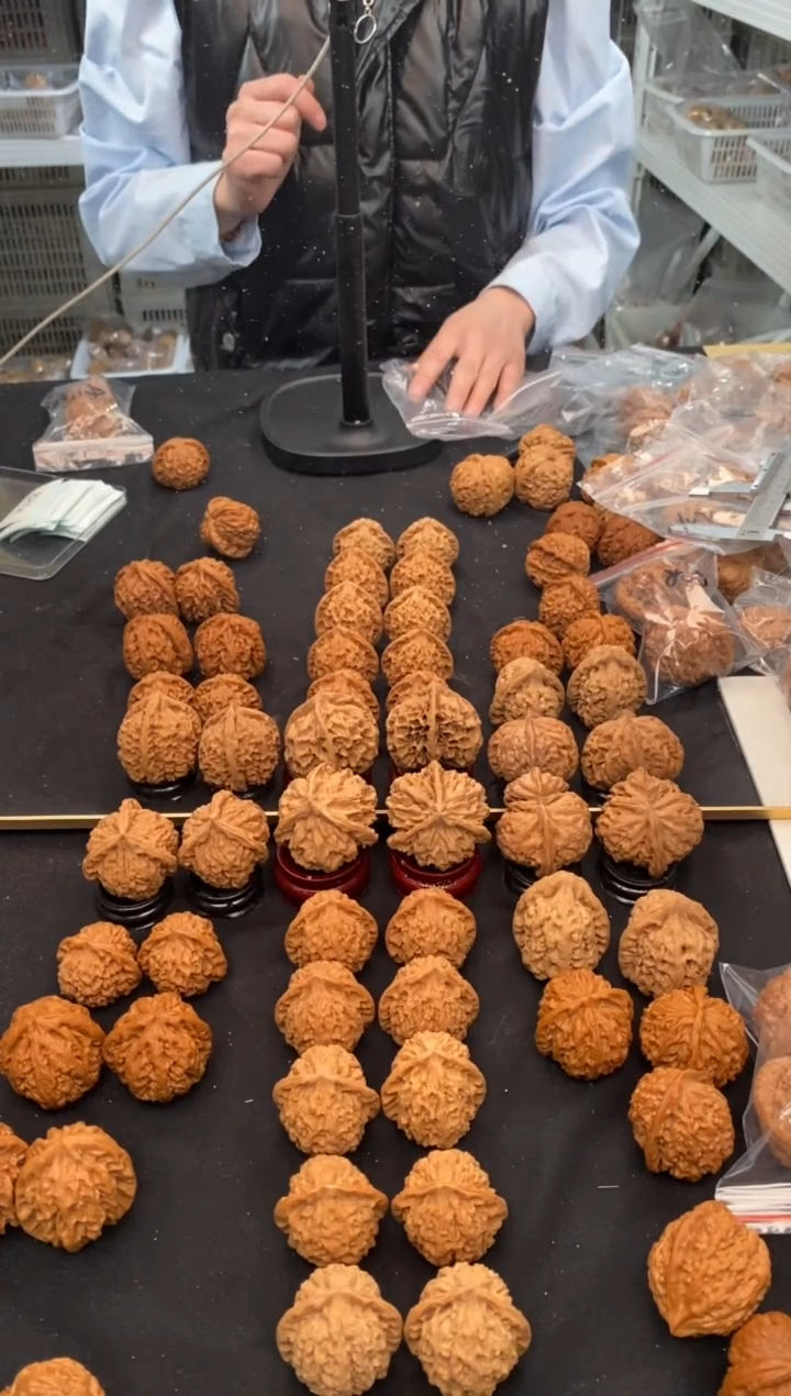 【闪购商品】文玩核桃把件金牛38