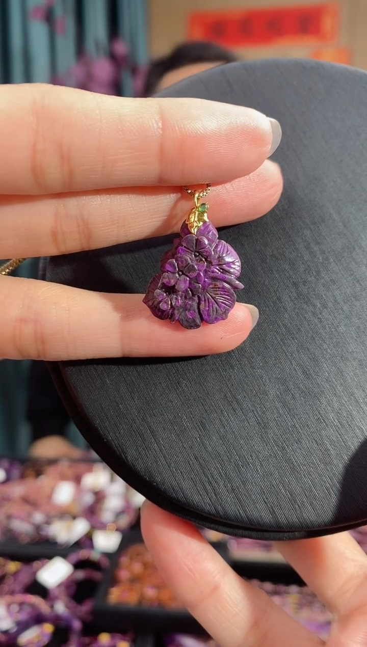 【闪购商品】苏纪石（舒俱来）吊坠(不含链)18K金镶嵌589