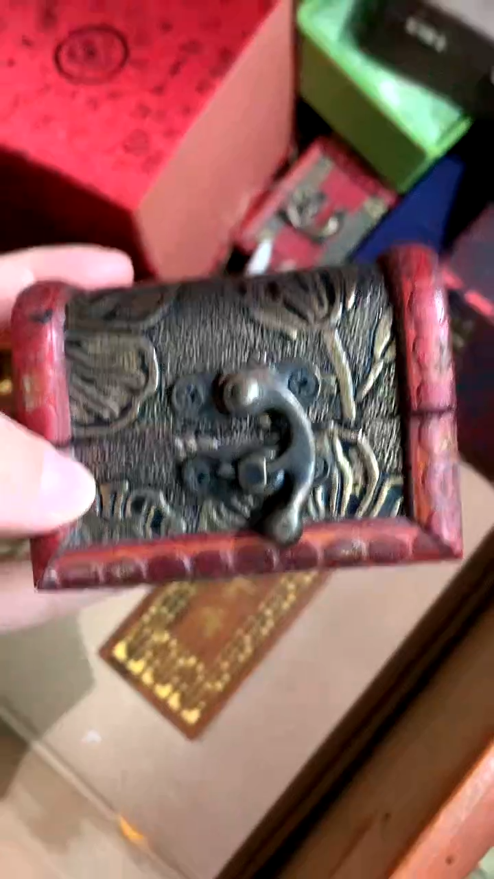 【闪购商品】香榧木德诚精品专属摆件