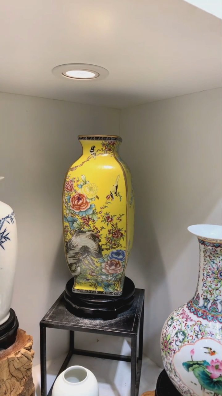 【闪购商品】景德镇陶瓷花瓶摆件1