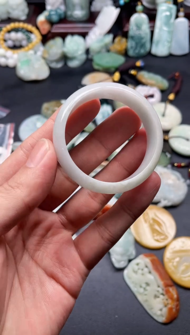 颈饰未镶嵌翡翠11  天然翡翠a货  卡47＋手镯