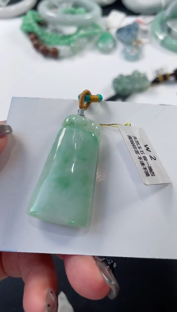 颈饰未镶嵌翡翠基地发货H 4999 