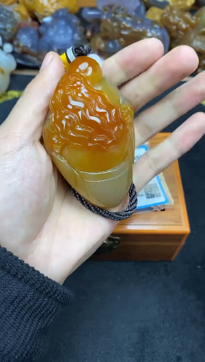 未镶嵌玛瑙/玉髓珠宝奇石中*0