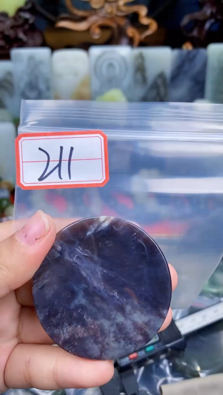 颈饰未镶嵌和田玉和田玉