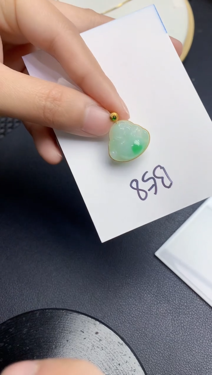 【闪购商品】翡翠颈饰18K金镶嵌000000000