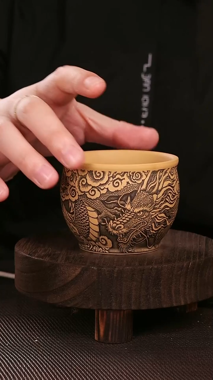 茶杯紫砂紫砂刻绘主人杯龙行天下