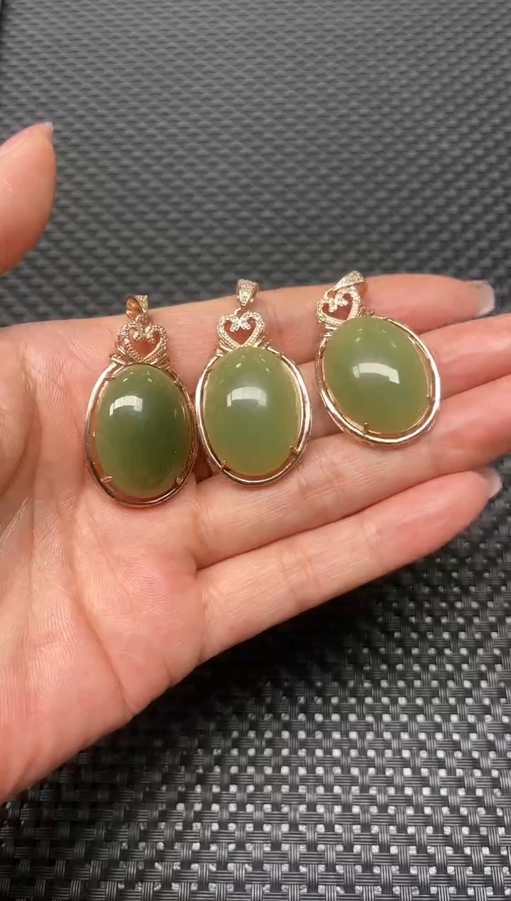 【闪购商品】和田玉银S925镶嵌吊坠多样性发1件