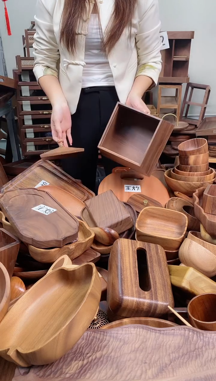 木 北美黑胡桃木梯形储物盒  A