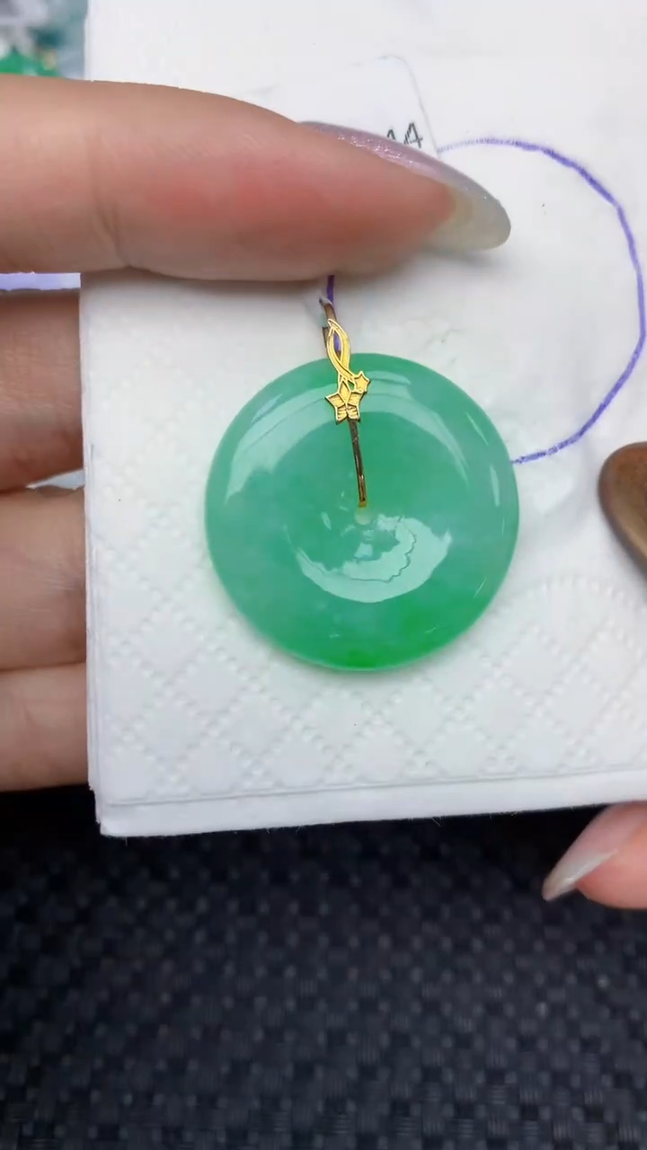 颈饰18K金镶嵌翡翠天然缅甸翡翠a货百元以上9元证书费自理