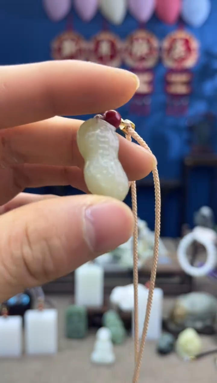 【闪购商品】和田玉颈饰未镶嵌1