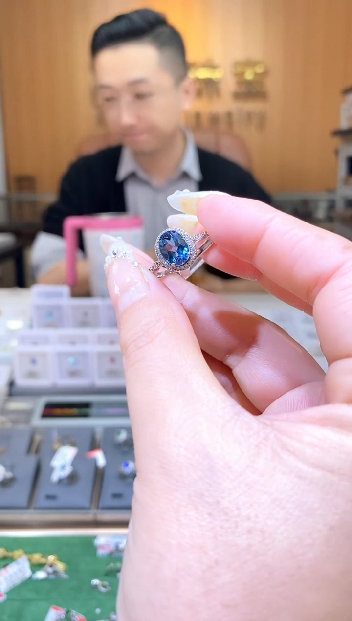 【闪购商品】托帕石戒指银S925镶嵌天然托帕石戒指