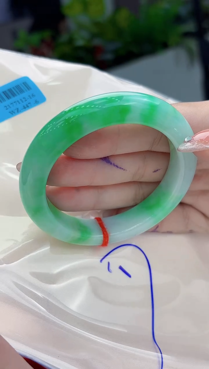 【闪购商品】翡翠手镯未镶嵌翡翠手镯