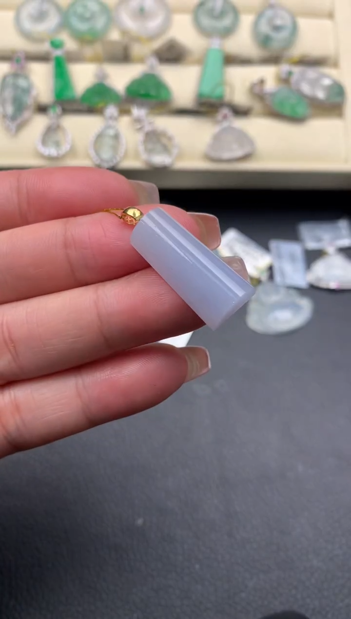 【闪购商品】翡翠颈饰18K金镶嵌D630.....