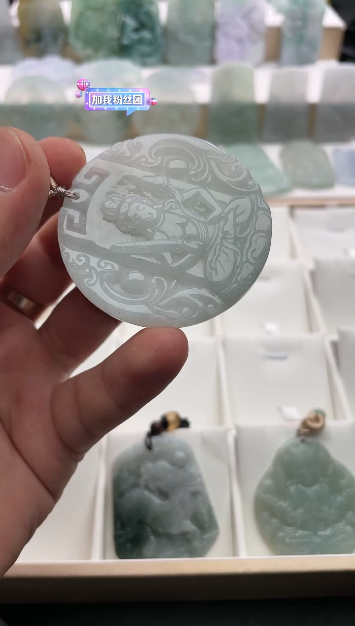 【闪购商品】翡翠颈饰未镶嵌..../2/15/ 119