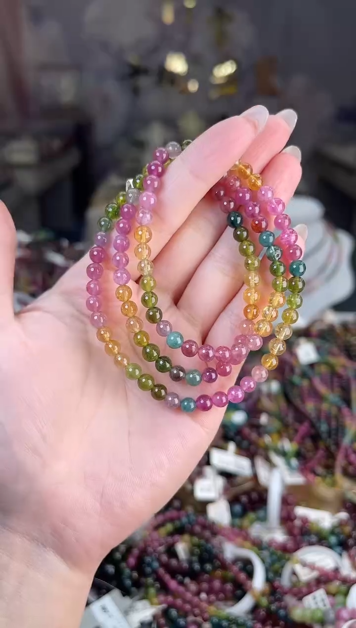 【闪购商品】/未镶嵌碧玺5mm+碧玺多圈多样性发货