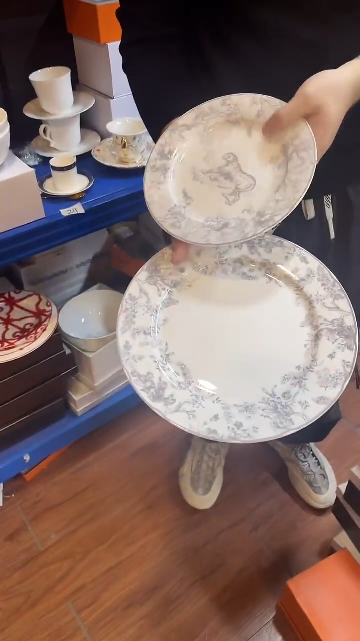 杯鸿辉家品牌瓷器，京东包邮！