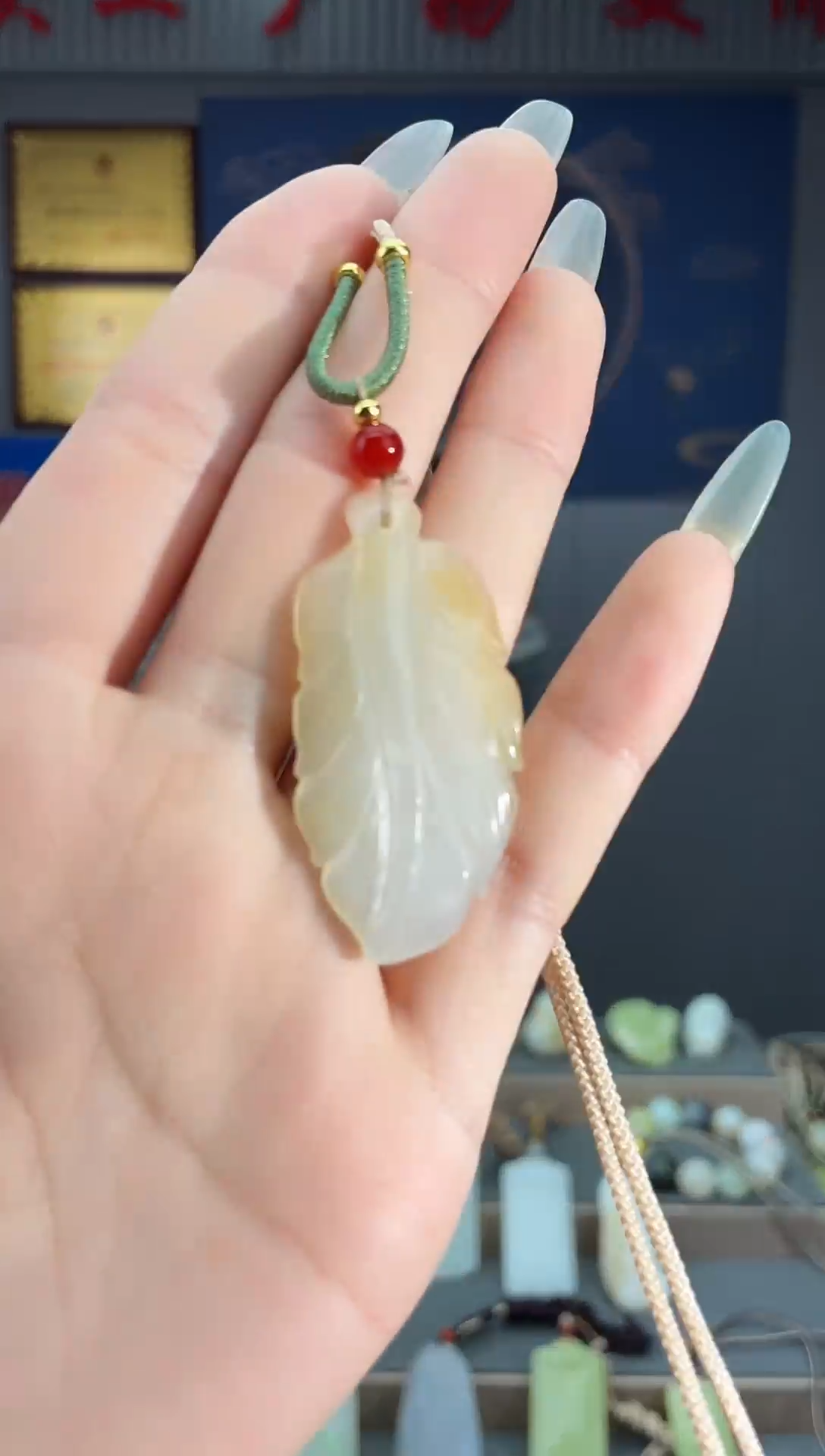 颈饰未镶嵌和田玉1