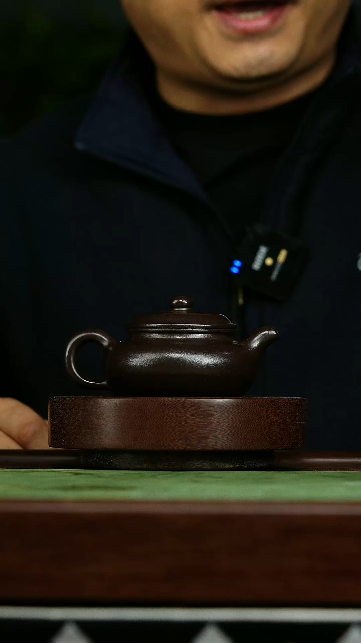 茶壶紫砂y9石红仿古壶