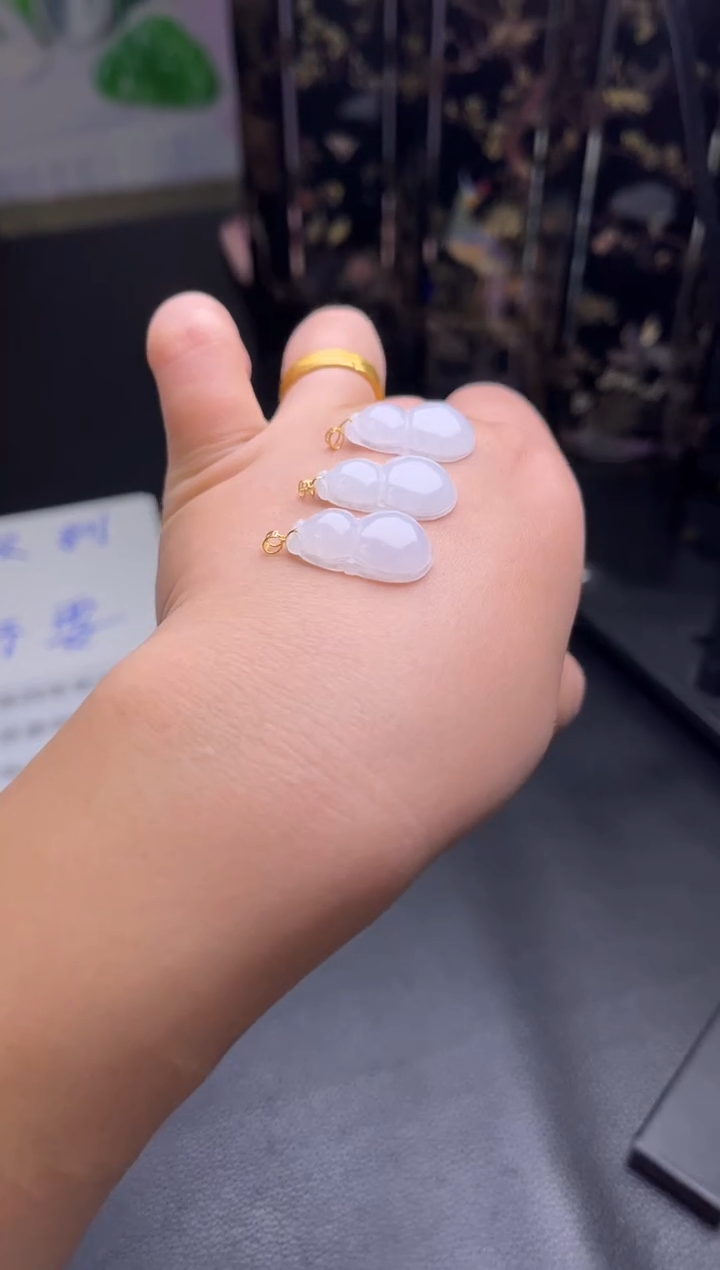 翡翠18K金镶嵌挂件M12多样性发一件/配绳子