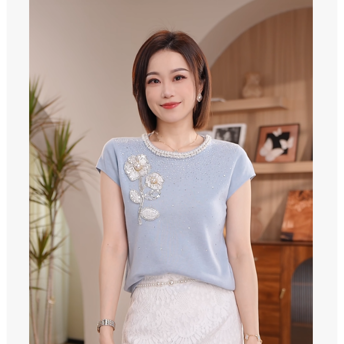 【氛围女主】Molly时尚气质显瘦减龄优雅2026款T恤上衣 M2610763A