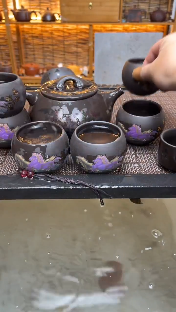 600毫升马到成功石瓢壶1壶8杯