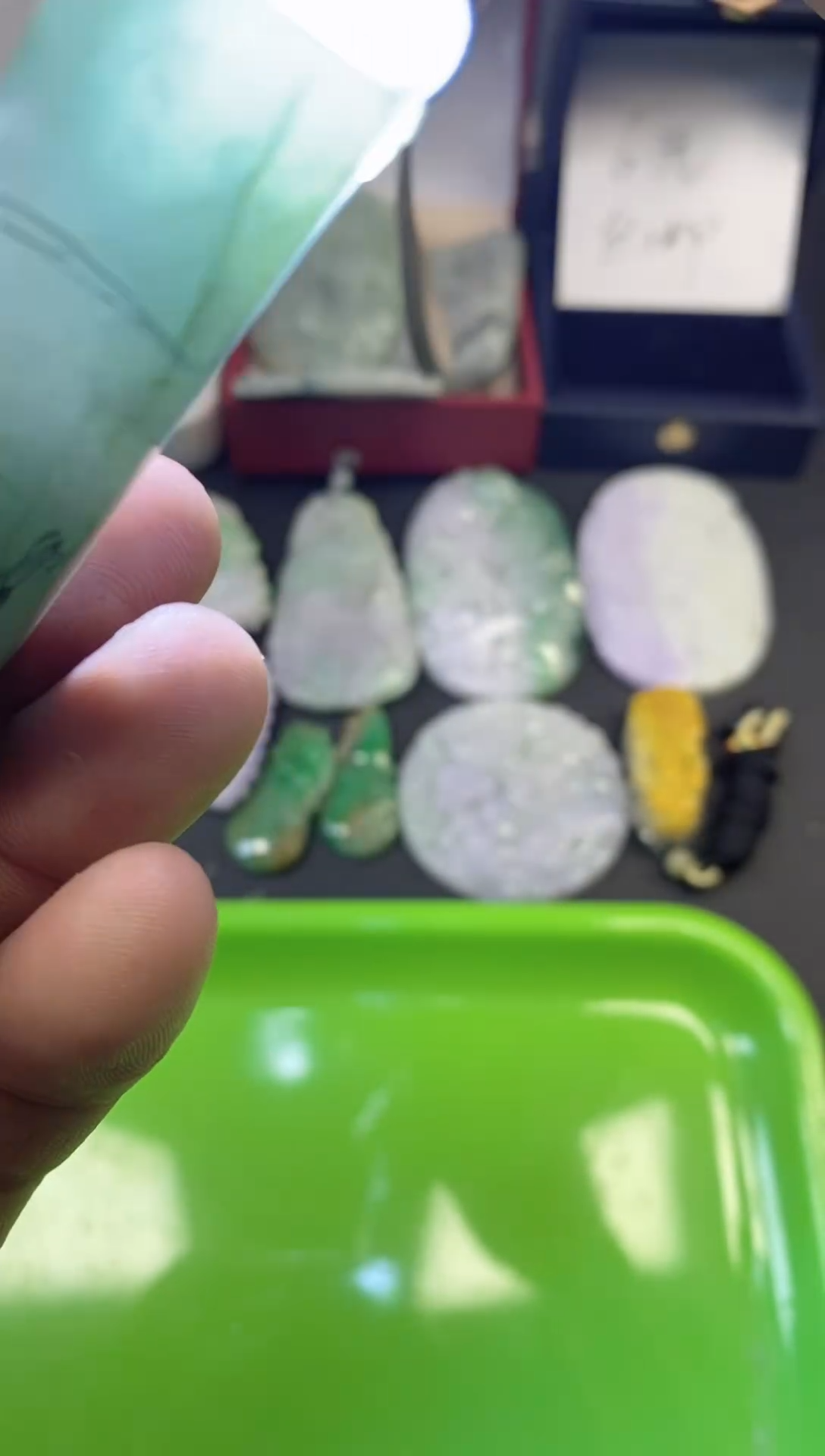 裸石翡翠天然缅甸A货翡翠边角料