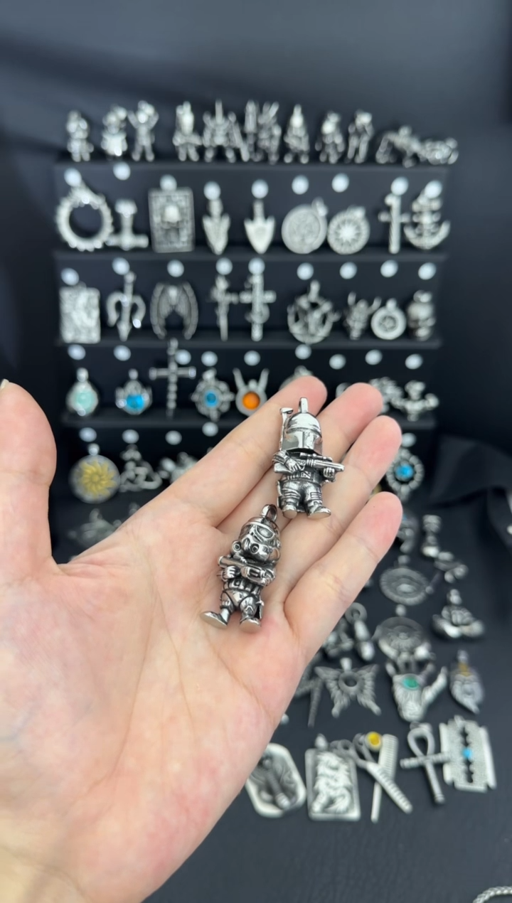钛钢树脂瀚*帆吊坠2个