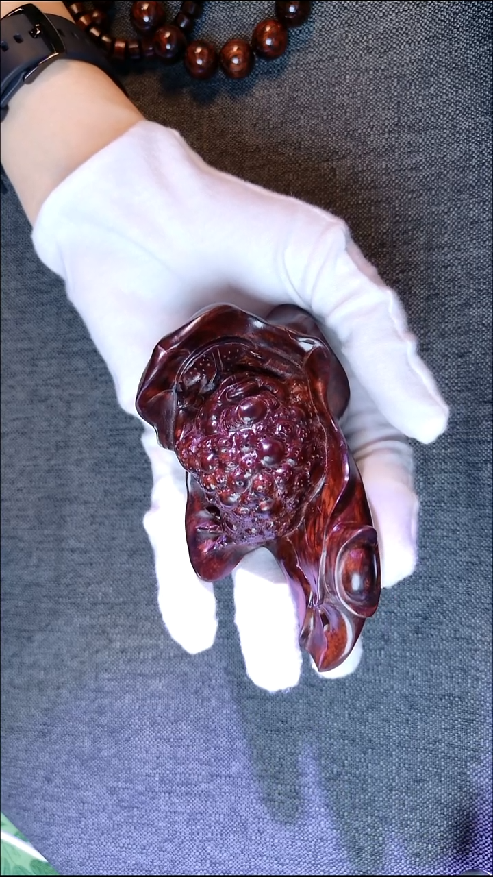 黄花梨/降香黄檀海南红降金宝手把件