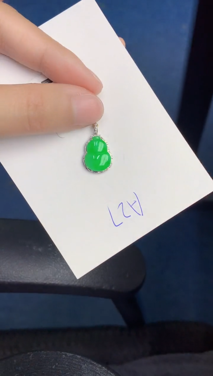 【闪购商品】翡翠颈饰18K金镶嵌000000000