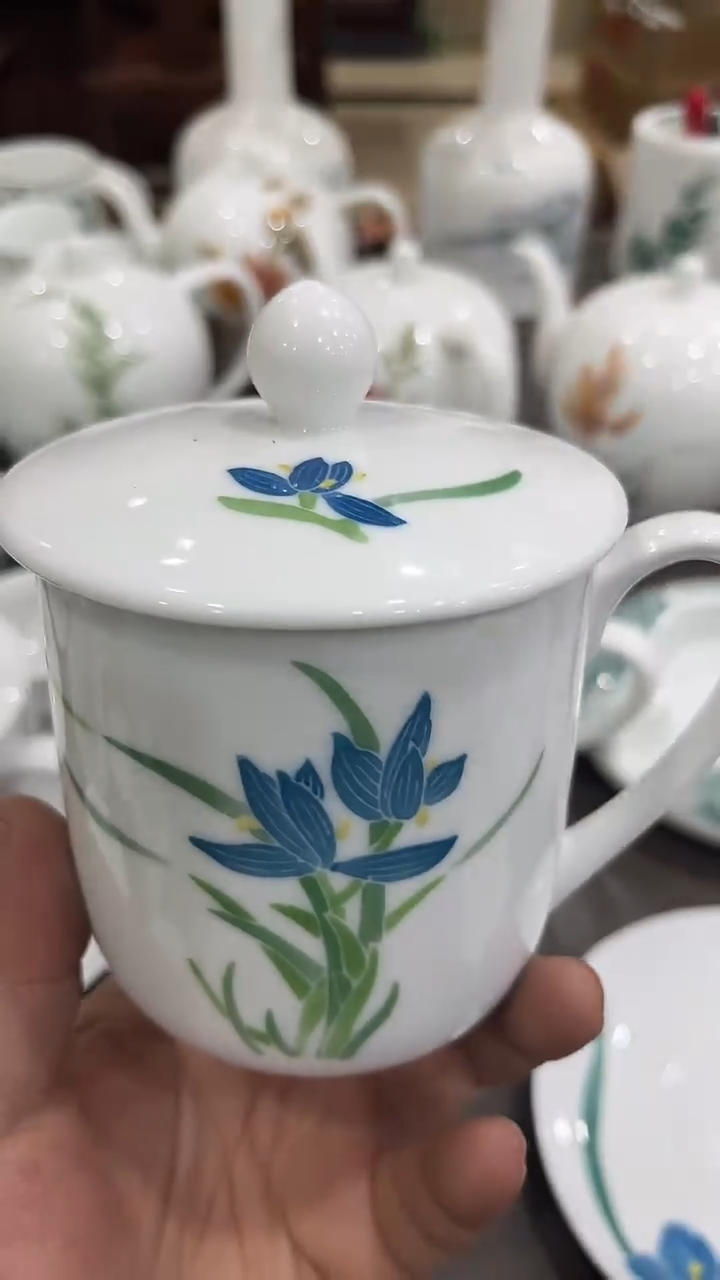 江*南湖南醴陵釉下五彩陶瓷