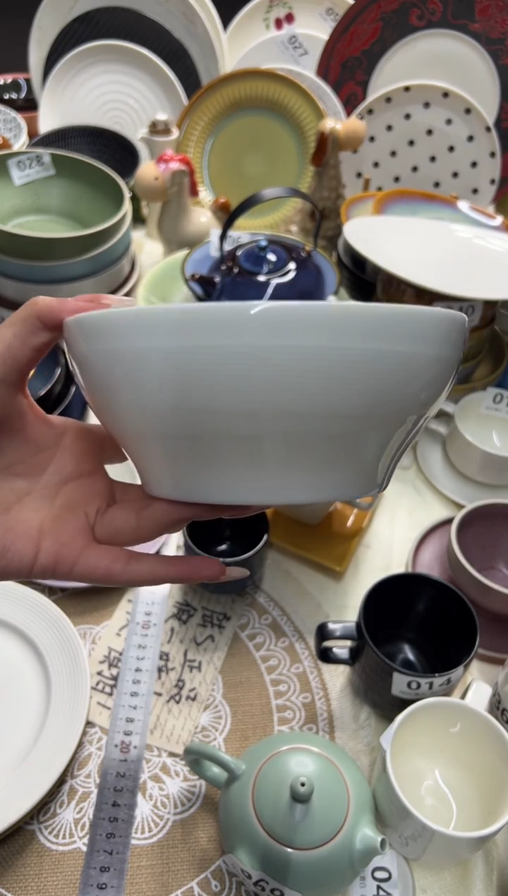 新骨瓷026瑕疵暖白6,5寸暗线条面碗