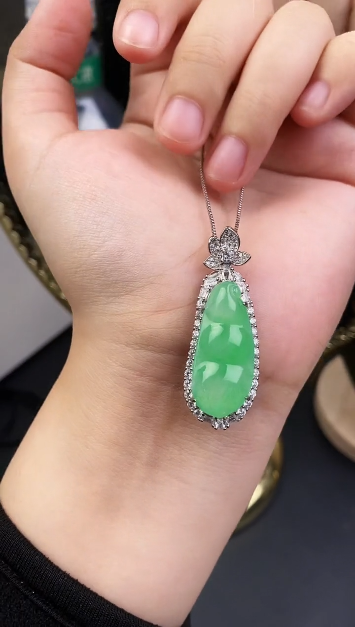 银S925镶嵌戒指翡翠银镶嵌翡翠吊坠