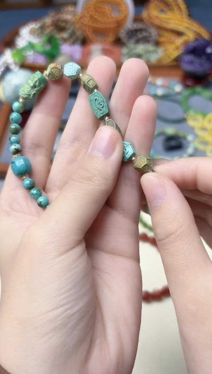 18K金镶嵌绿松石手链18K金松石手链SH