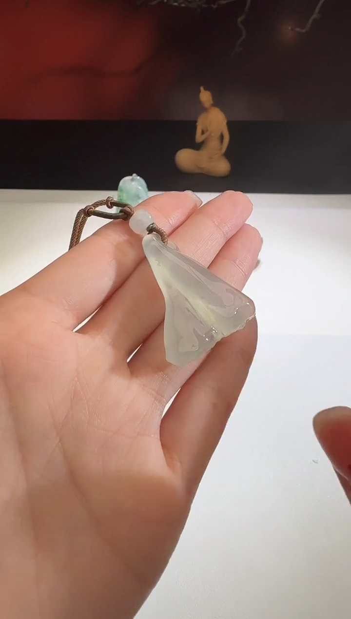 【闪购商品】翡翠颈饰未镶嵌【舒雅】