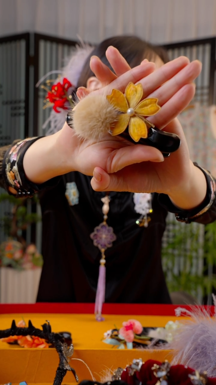 刺绣纯手工刺绣  一针一线都是心意