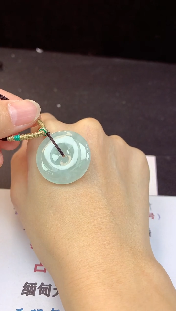 【闪购商品】翡翠颈饰未镶嵌多样性随机一件发