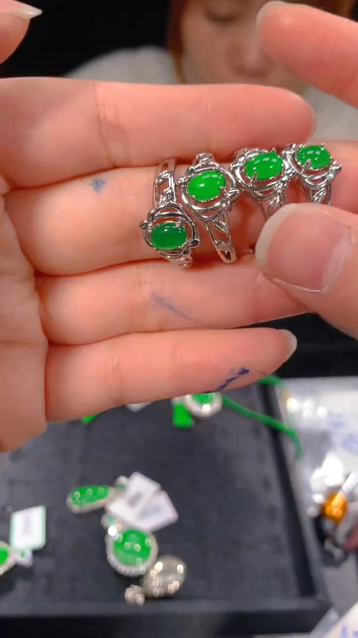 【闪购商品】定制翡翠未镶嵌84多样性发货（发其一）