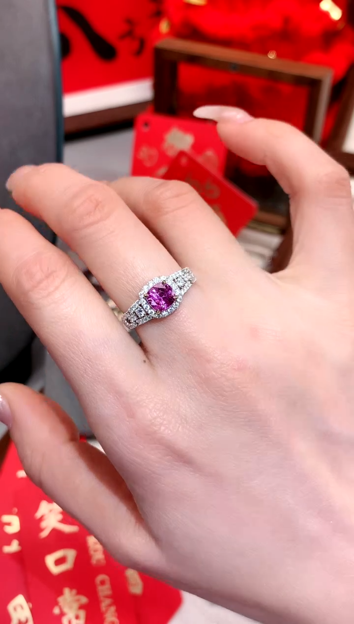 【闪购商品】彩色蓝宝石戒指18K金镶嵌1.21ct/天然宝石/七天无理由