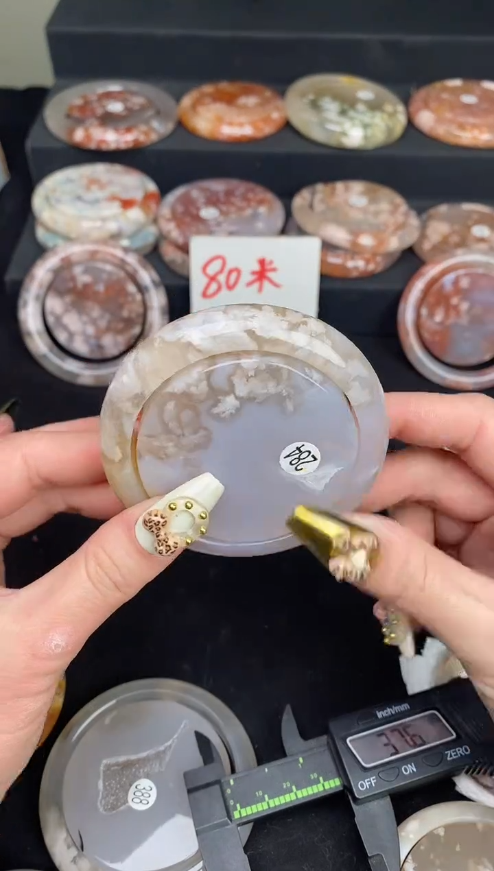 【闪购商品】石英质玉手镯（圆镯）未镶嵌57