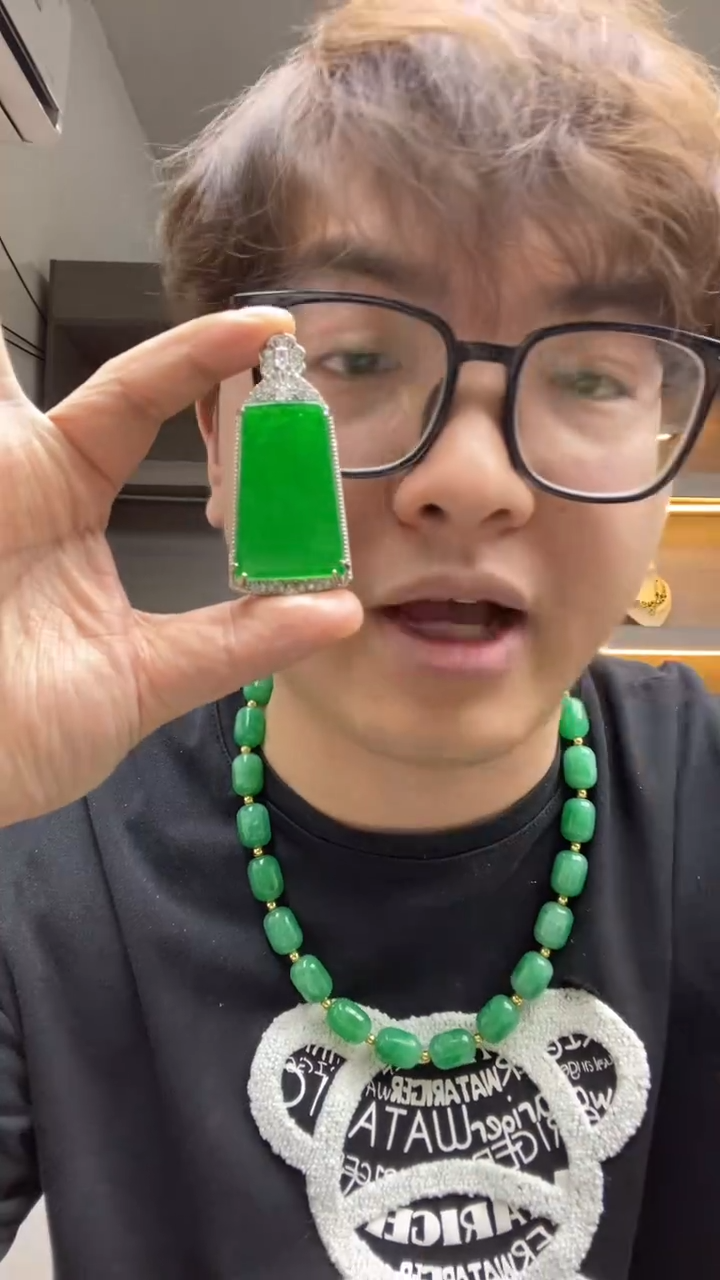 翡翠未镶嵌吊坠(赠链)豪镶无事牌吊坠