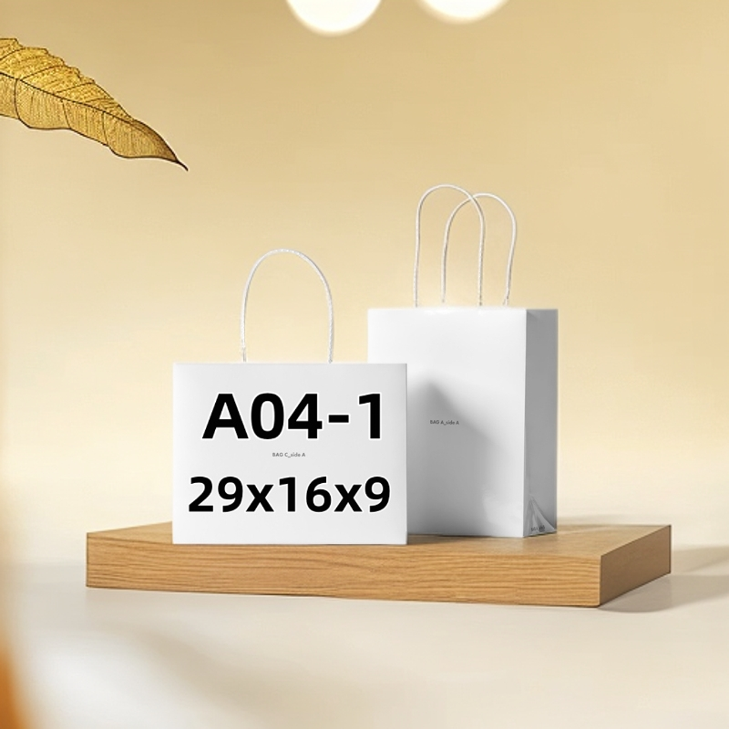 A04-1-新款高端时尚气质百搭黑牛角包M45831