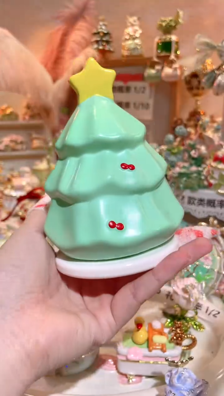 塑料圣诞树牙签盒