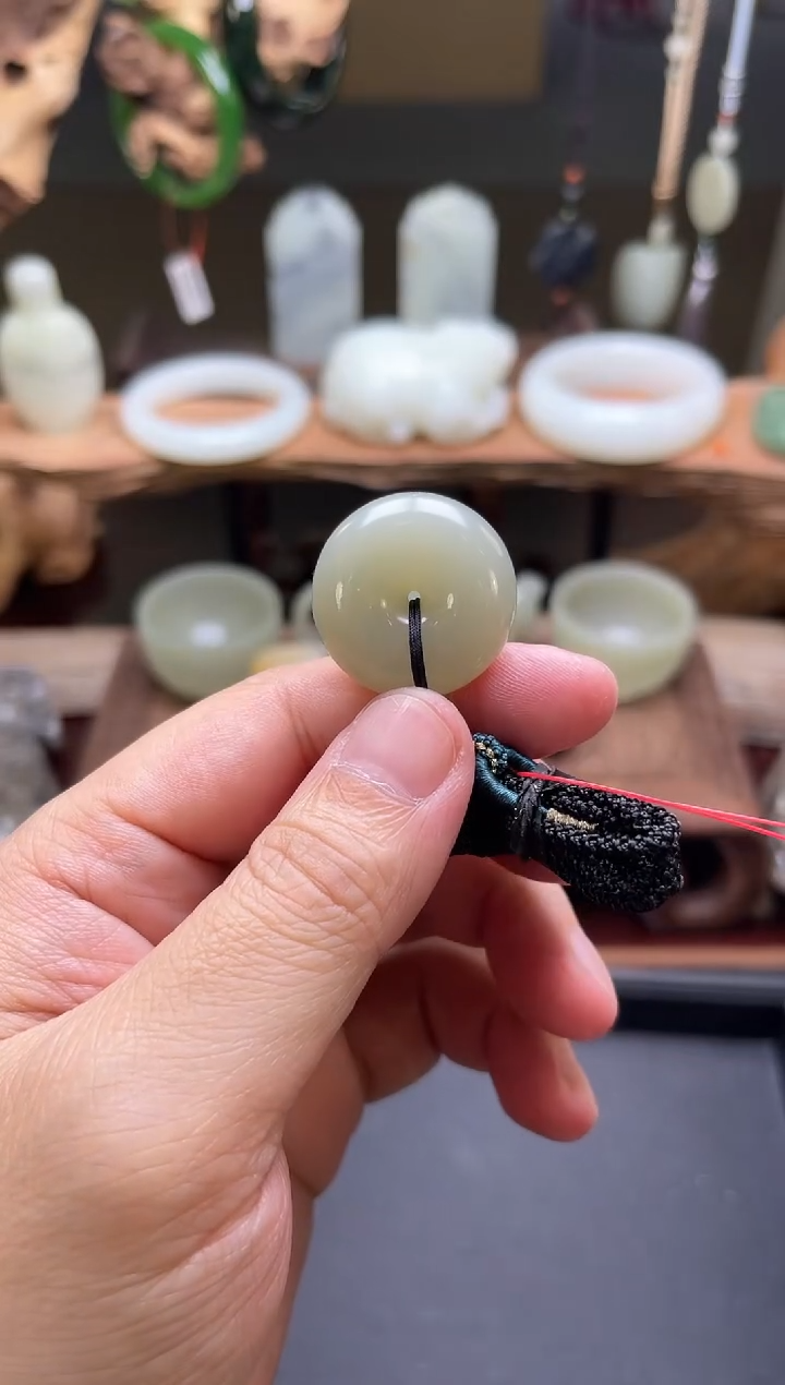 【闪购商品】和田玉吊坠未镶嵌且末青白 平安扣 900124