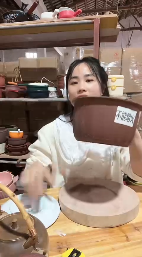 陶5379瑕疵紫砂猪油罐不带盖打磨