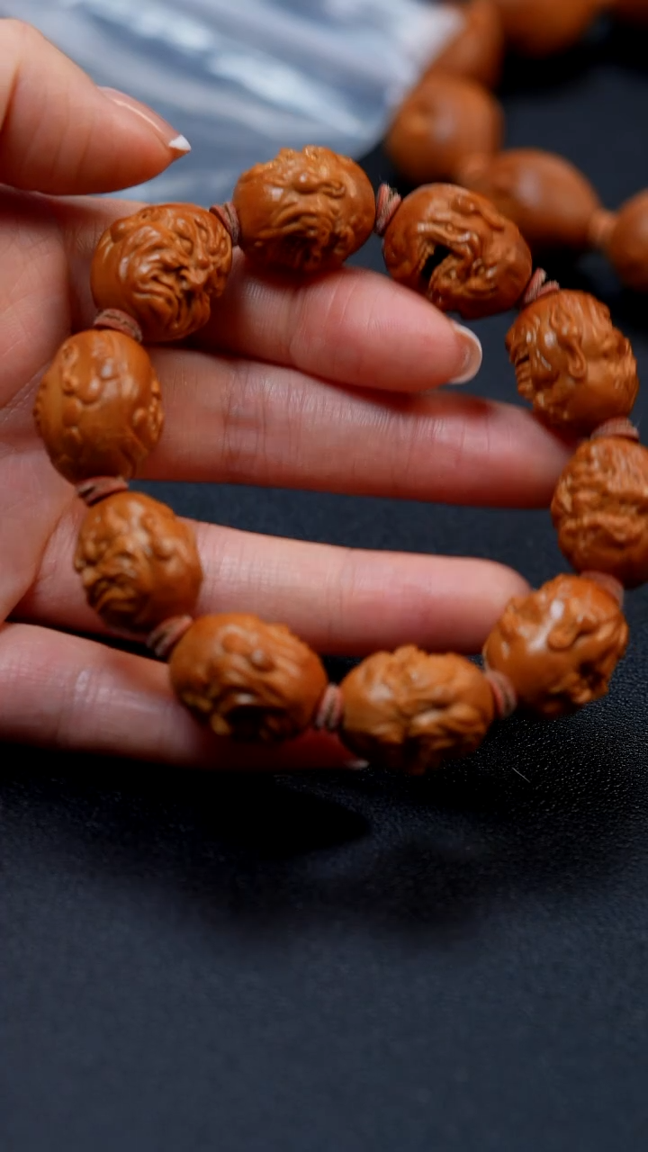 【闪购商品】橄榄核手串双面恶僧