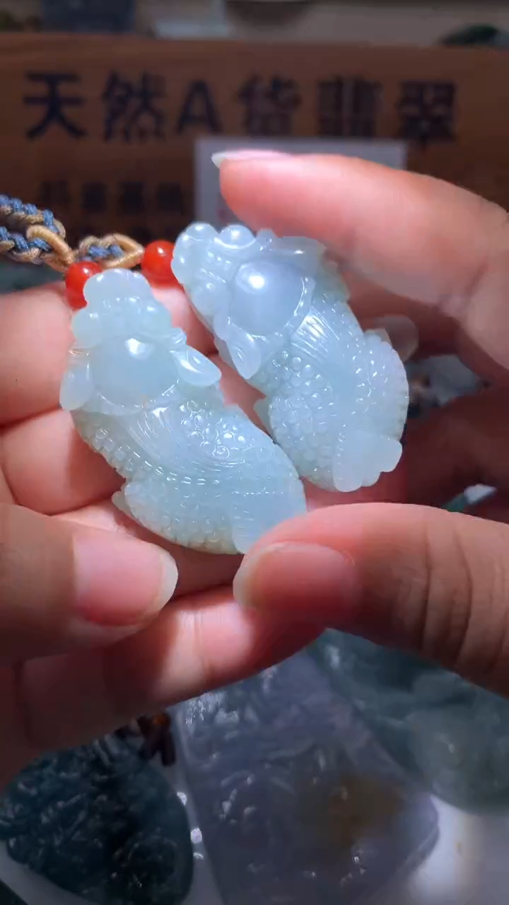 【闪购商品】翡翠颈饰未镶嵌保真天然A货翡翠